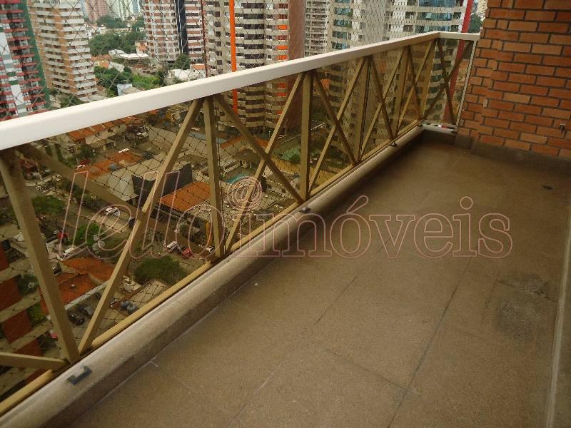 Apartamento para alugar com 4 quartos, 310m² - Foto 4