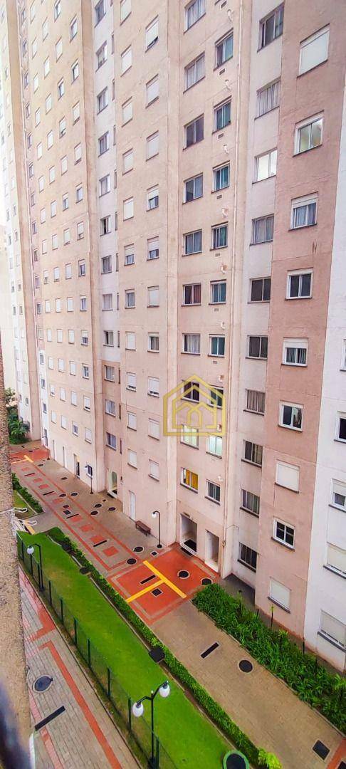 Apartamento à venda com 2 quartos, 40m² - Foto 19