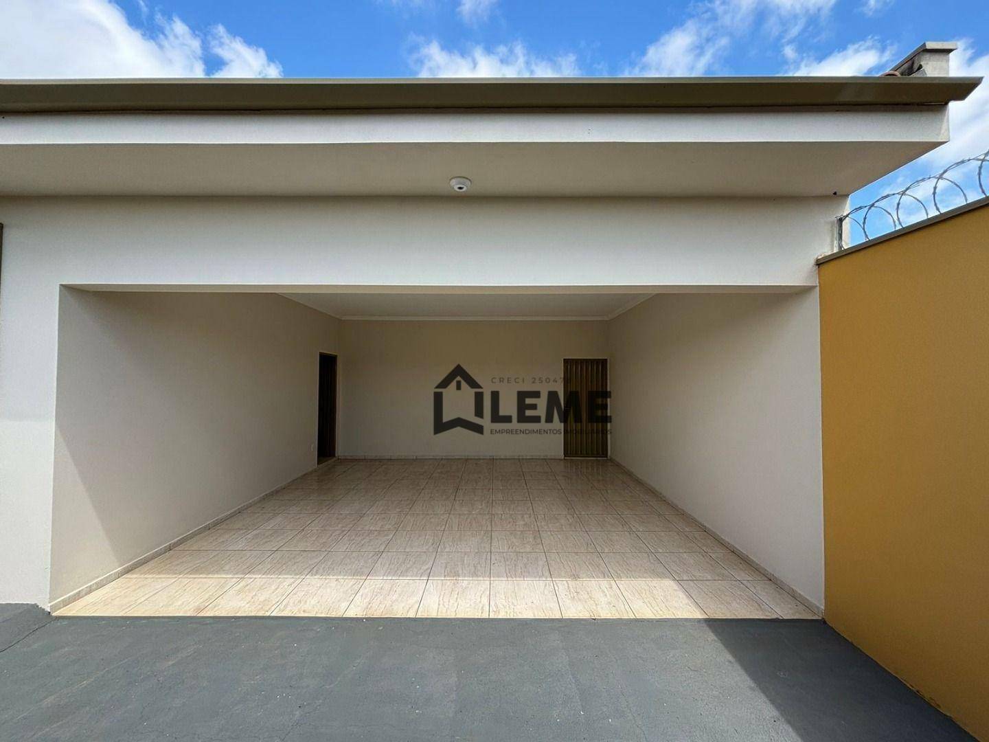 Casa à venda com 3 quartos, 130m² - Foto 3