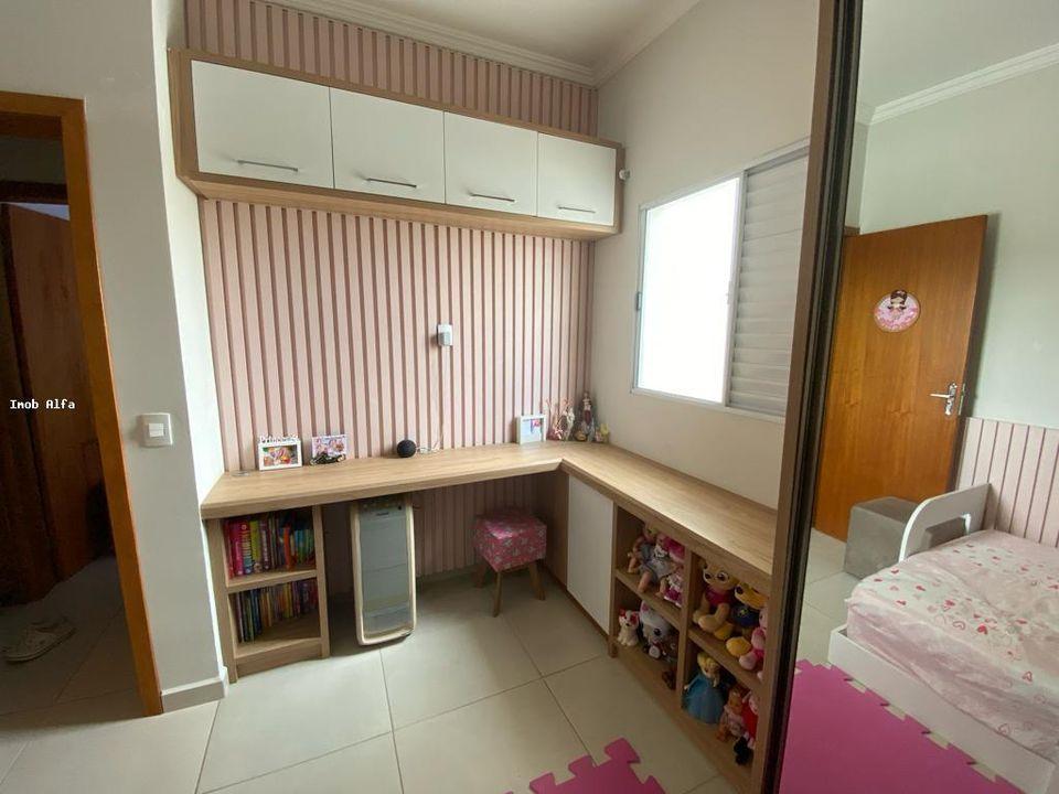 Casa à venda com 3 quartos, 200m² - Foto 10