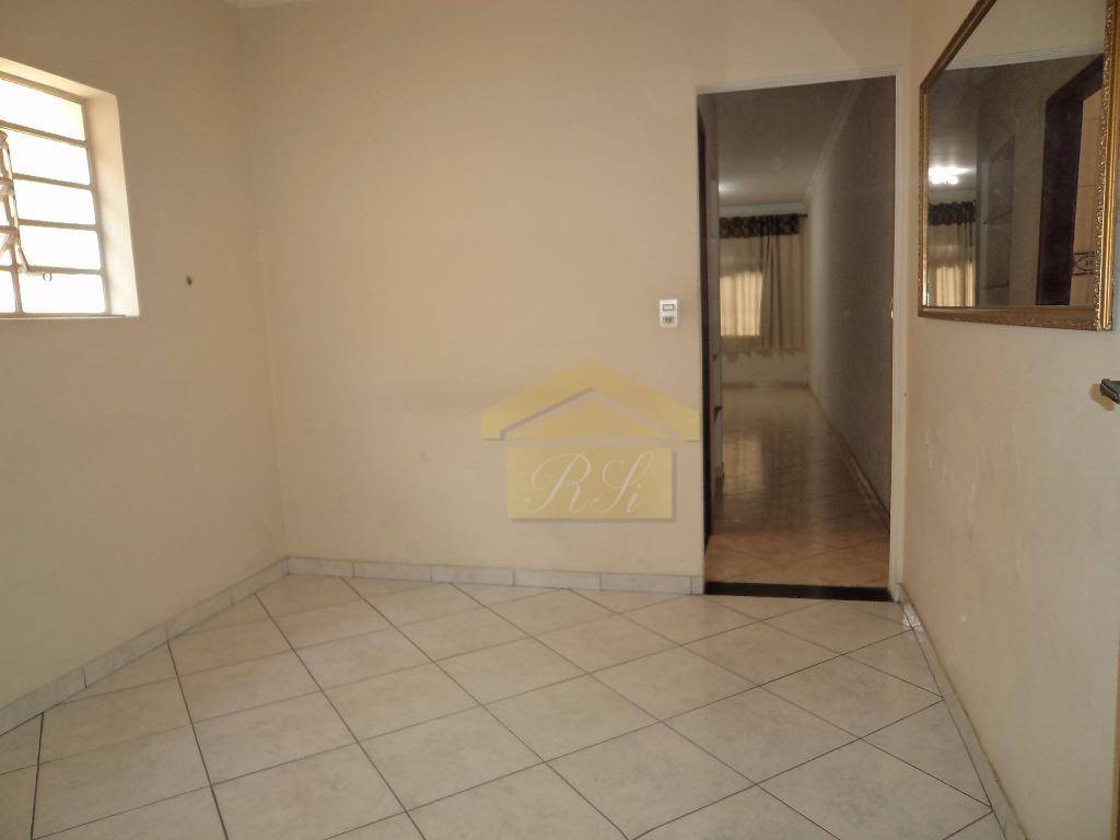 Sobrado à venda com 3 quartos, 130m² - Foto 3