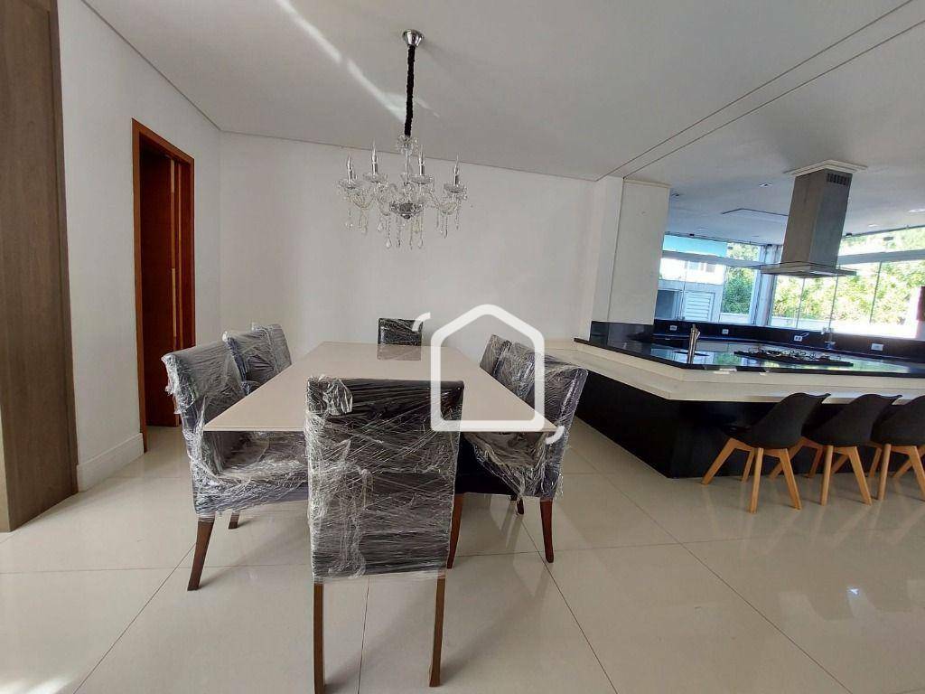 Casa de Condomínio à venda com 4 quartos, 420m² - Foto 21