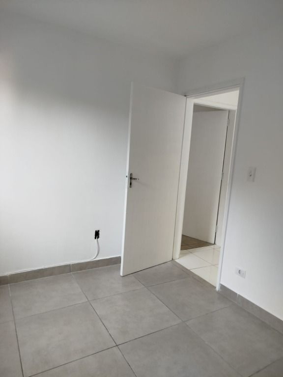 Apartamento para alugar com 2 quartos, 67m² - Foto 5