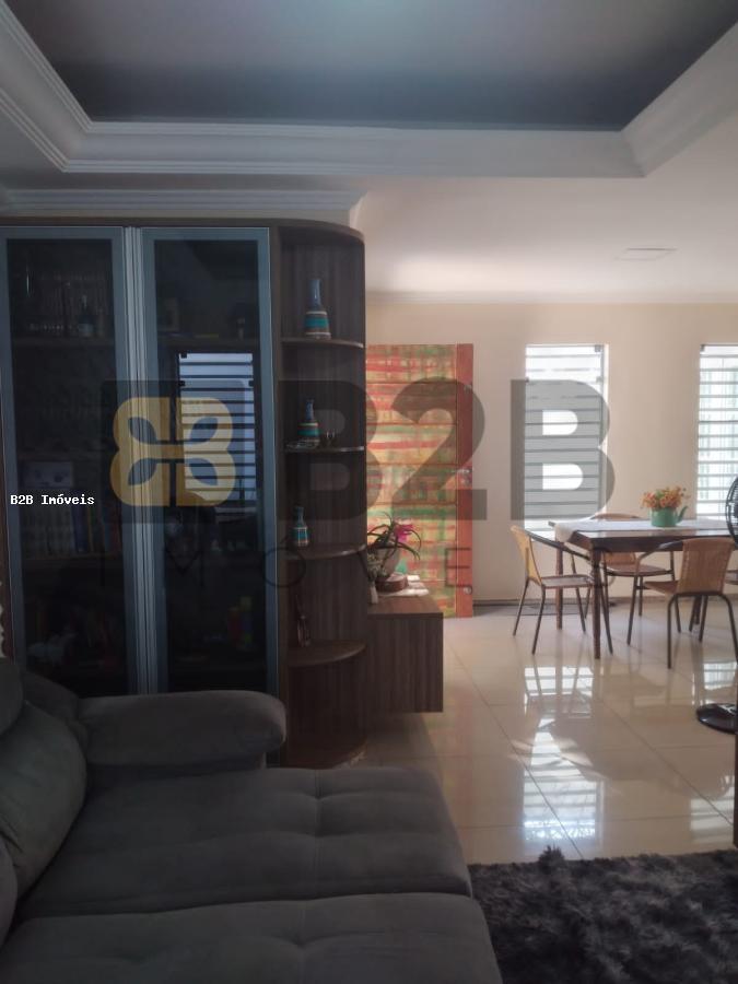 Casa à venda com 3 quartos, 186m² - Foto 5