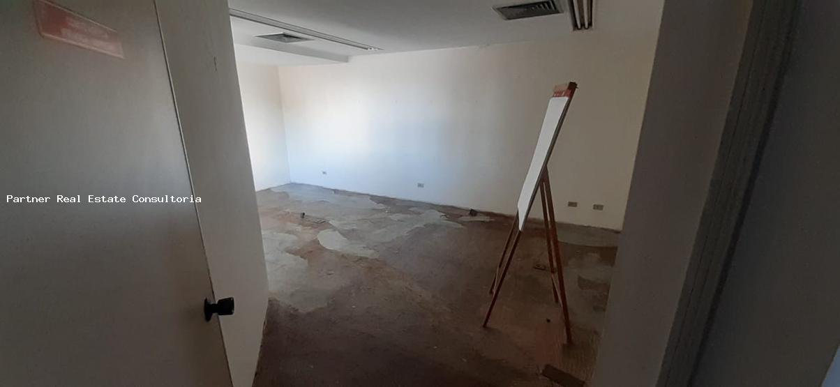 Prédio Inteiro à venda com 5 quartos, 1700m² - Foto 9