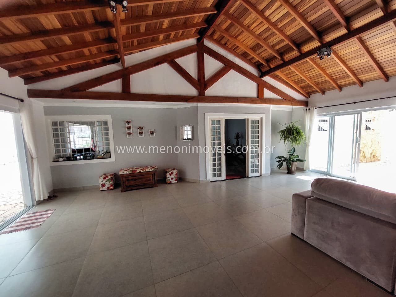 Chácara à venda com 2 quartos, 1290m² - Foto 5