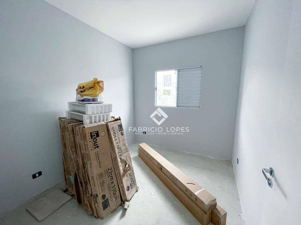 Casa à venda com 4 quartos, 160m² - Foto 13