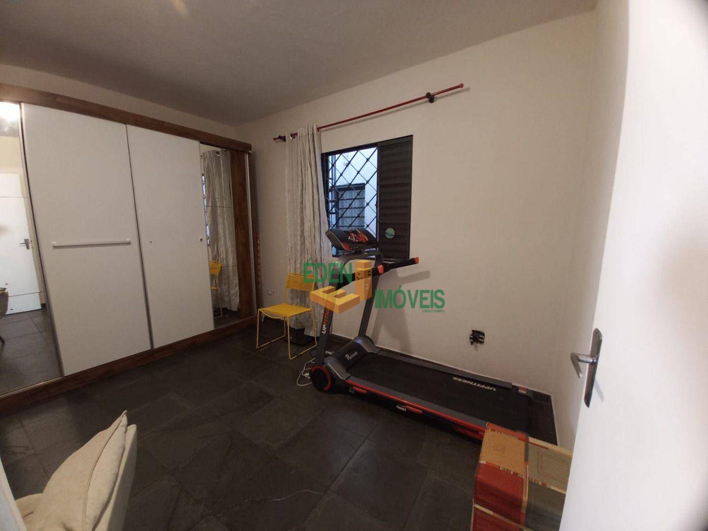 Casa à venda com 3 quartos, 235m² - Foto 7