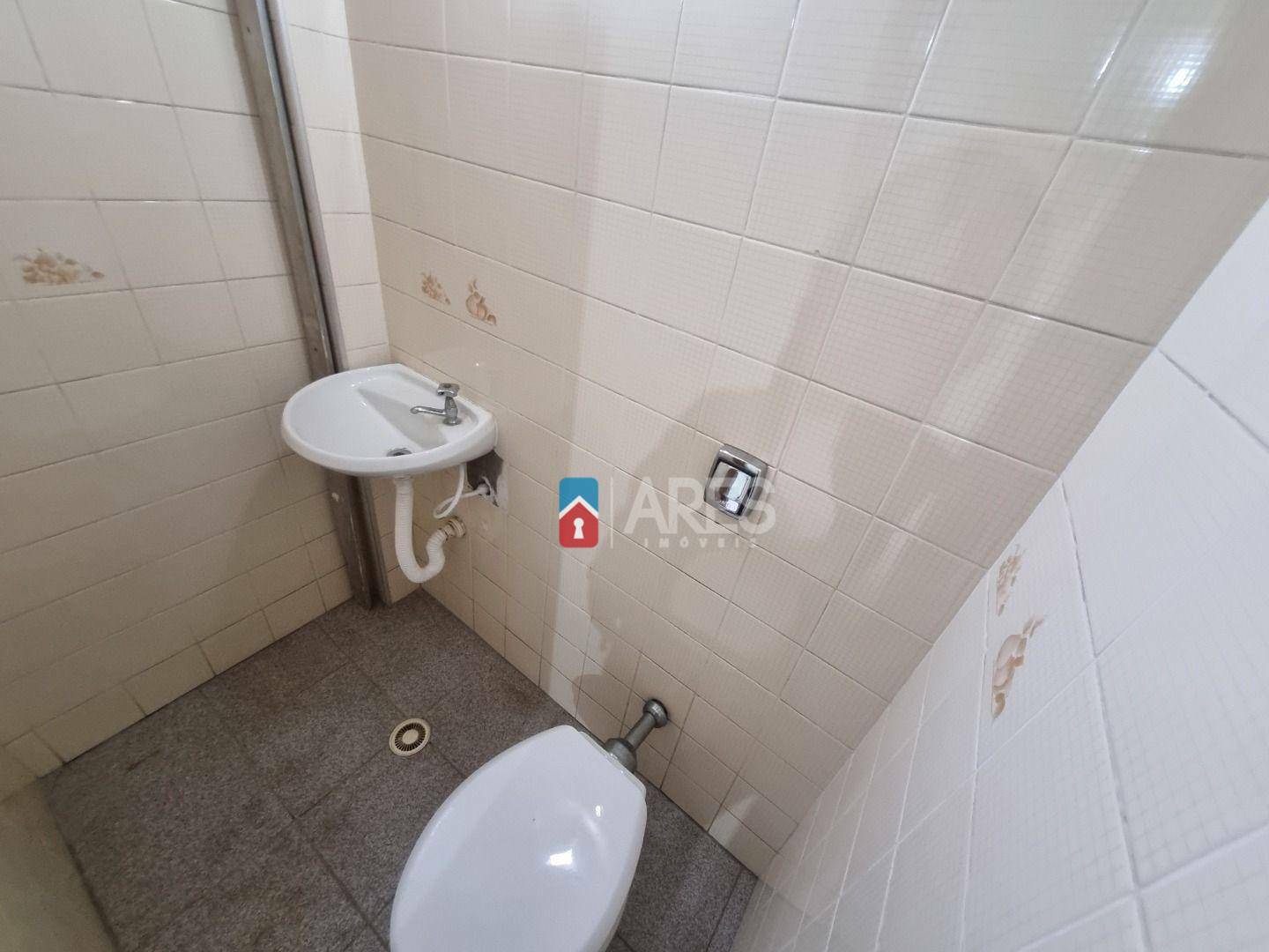 Apartamento à venda com 2 quartos, 66m² - Foto 11