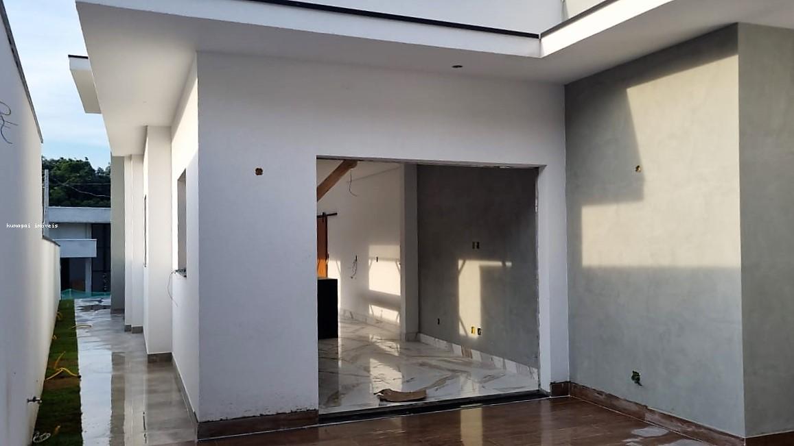 Casa de Condomínio à venda com 3 quartos, 321m² - Foto 9