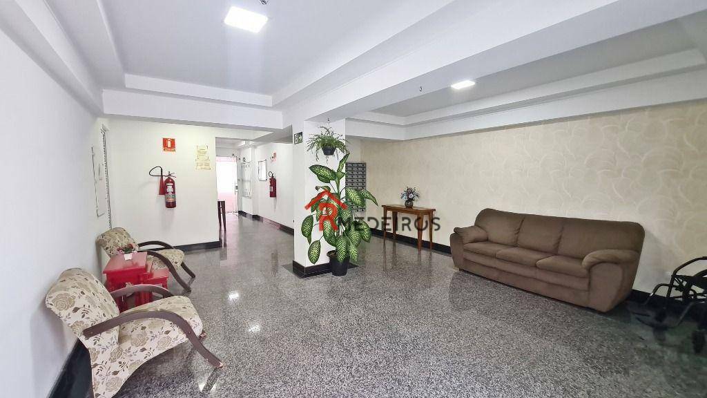 Apartamento à venda com 2 quartos, 50m² - Foto 18