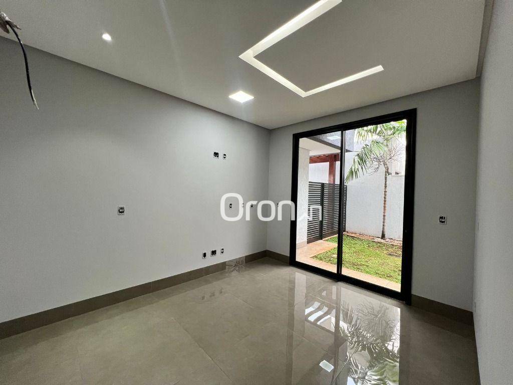 Sobrado à venda com 4 quartos, 310m² - Foto 5