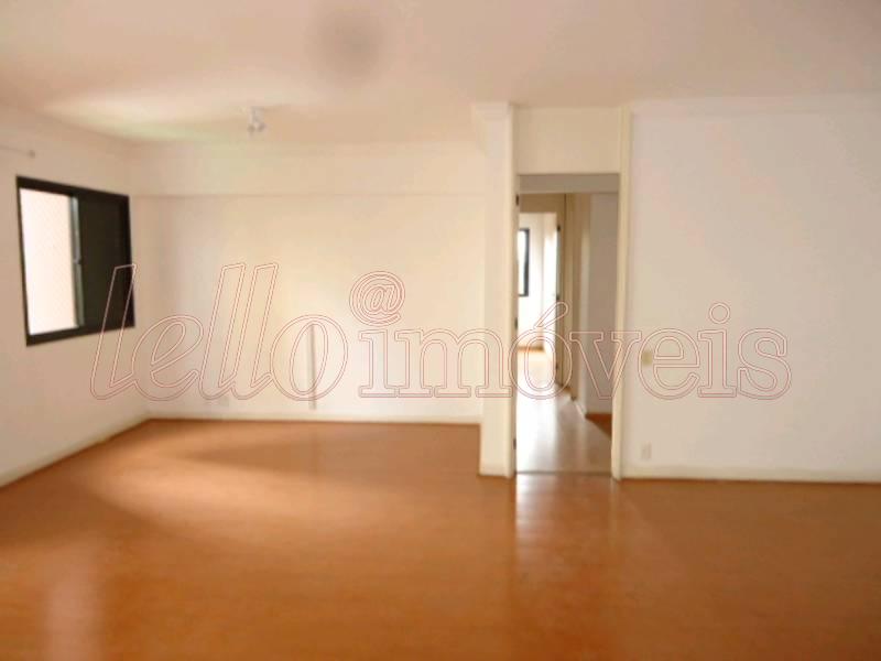 Apartamento para alugar com 3 quartos, 130m² - Foto 3