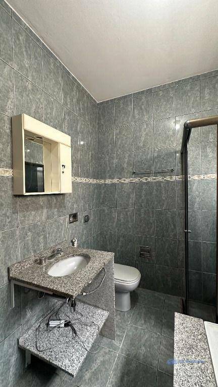 Casa para alugar com 3 quartos, 152m² - Foto 34