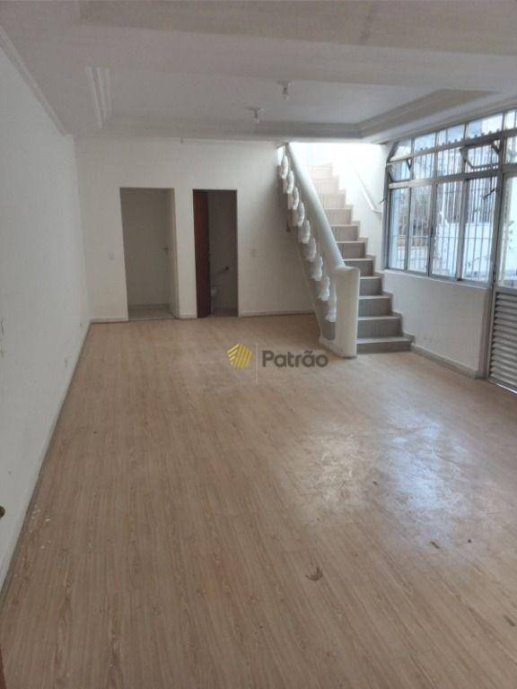 Sobrado à venda com 3 quartos, 350m² - Foto 1