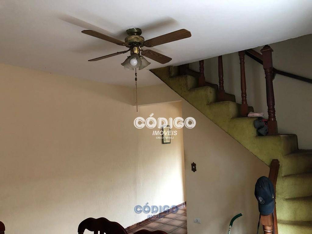 Sobrado à venda com 3 quartos, 350m² - Foto 7