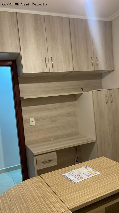 Casa à venda com 2 quartos, 250m² - Foto 17