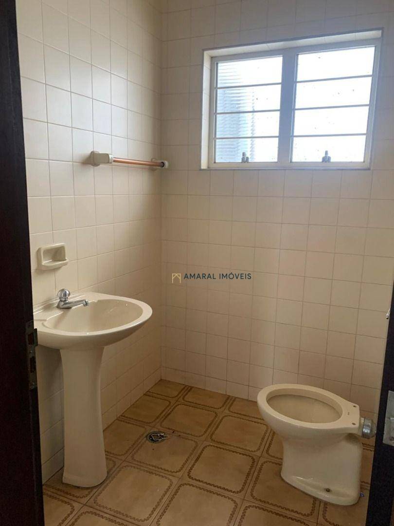 Casa, 4 quartos, 241 m² - Foto 4