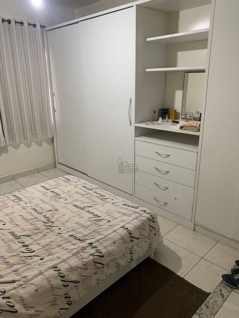 Apartamento à venda com 2 quartos, 70m² - Foto 5