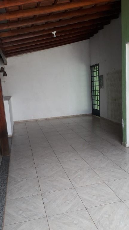 Casa à venda com 2 quartos, 150m² - Foto 21