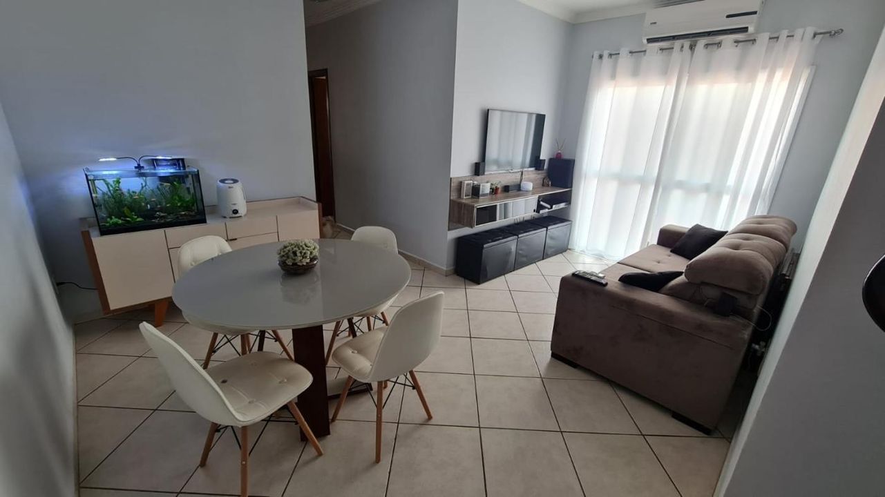 Apartamento à venda com 2 quartos, 64m² - Foto 1