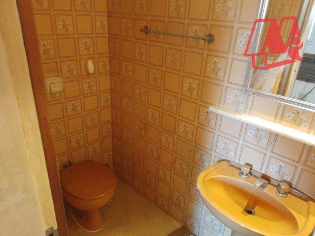 Casa à venda e aluguel com 3 quartos, 371m² - Foto 23