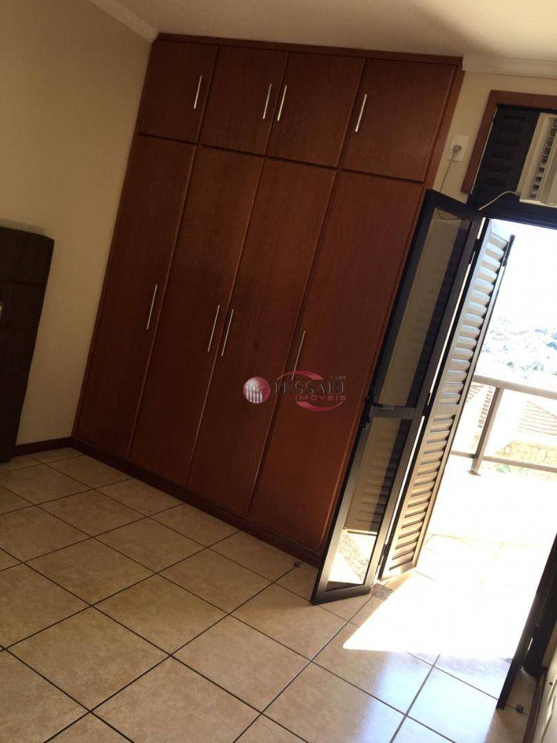 Apartamento à venda com 3 quartos, 145m² - Foto 13