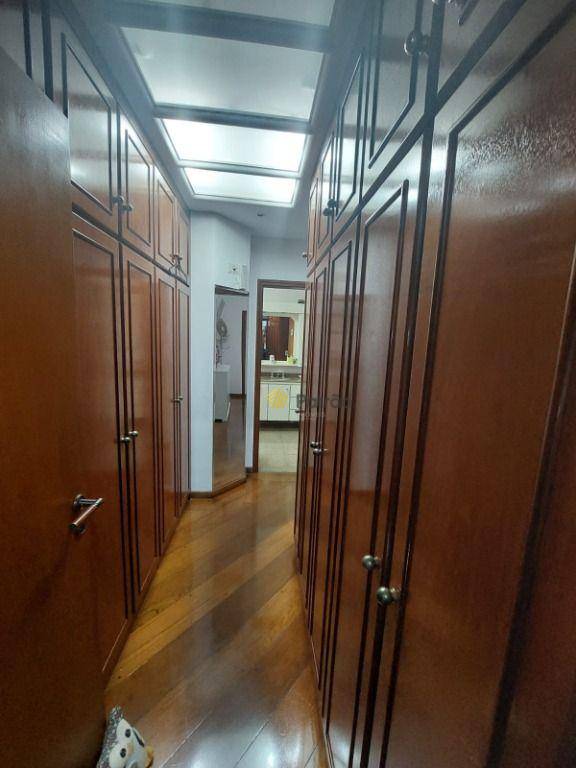 Sobrado à venda com 4 quartos, 333m² - Foto 58