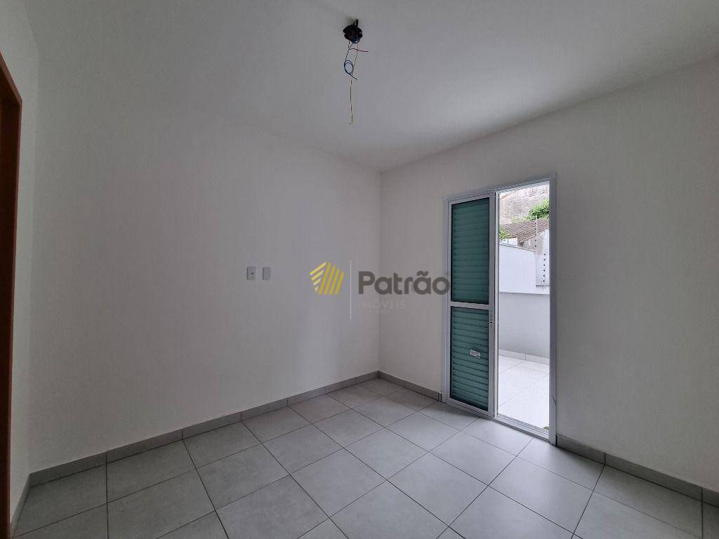 Apartamento à venda com 2 quartos, 60m² - Foto 11