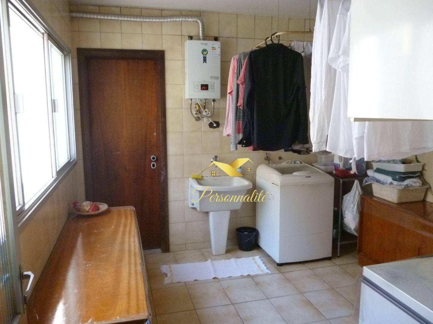 Apartamento à venda com 4 quartos, 205m² - Foto 20