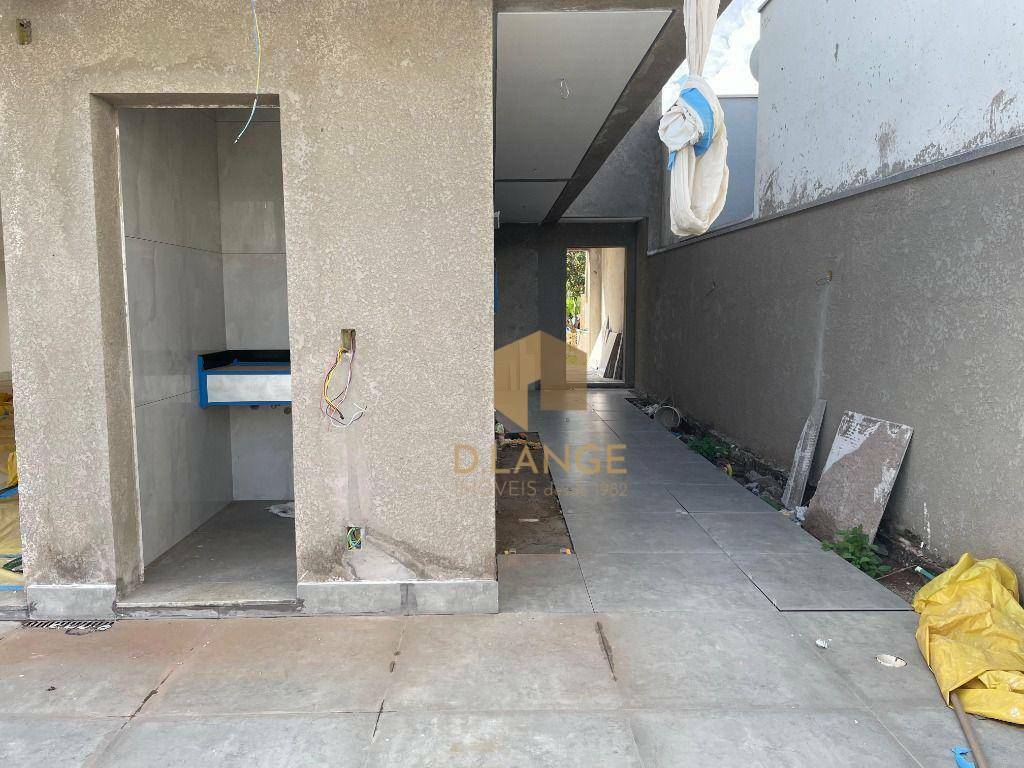 Casa de Condomínio à venda com 3 quartos, 205m² - Foto 14