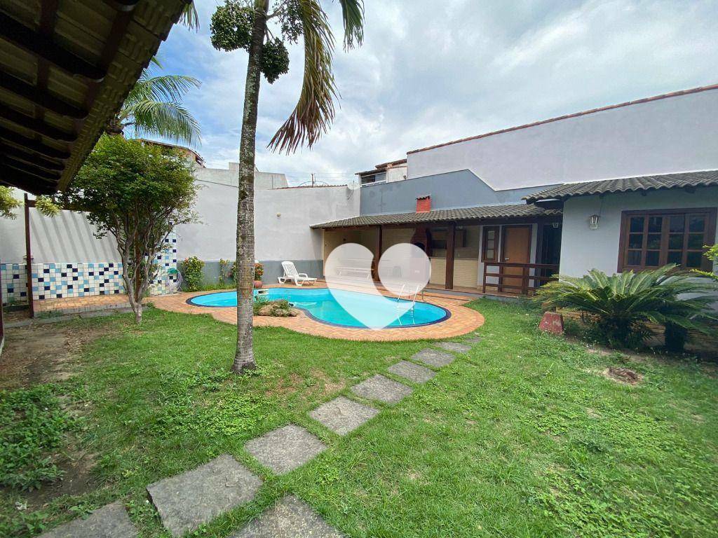 Casa para alugar com 5 quartos, 263m² - Foto 40