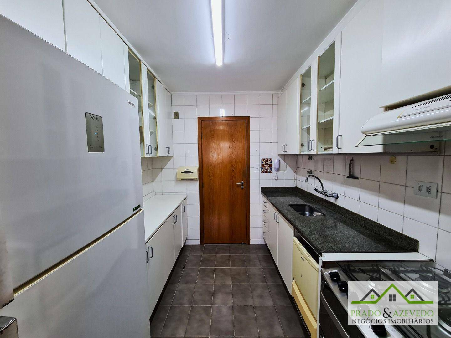 Apartamento para alugar com 3 quartos, 90m² - Foto 6