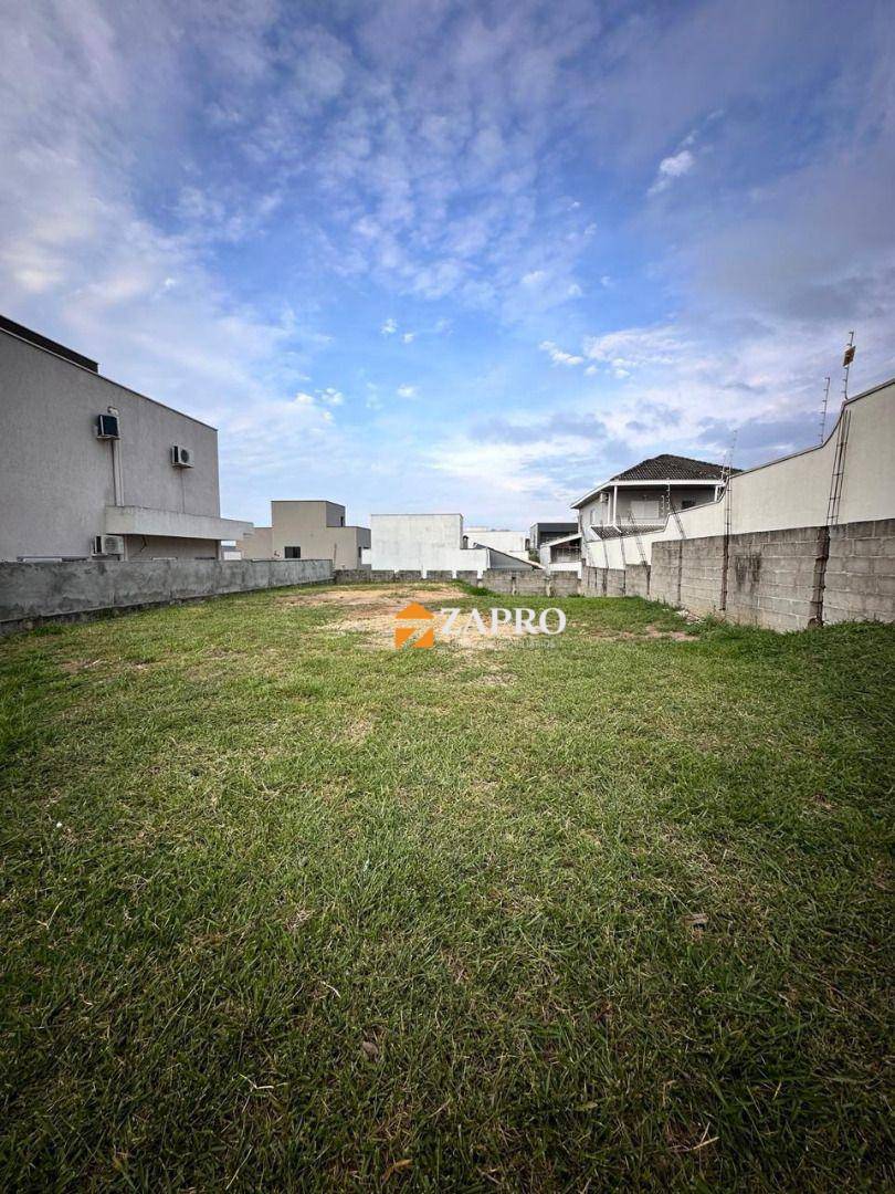 Loteamento e Condomínio, 300 m² - Foto 1