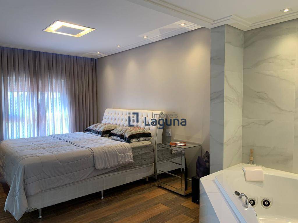 Apartamento à venda com 3 quartos, 205m² - Foto 44