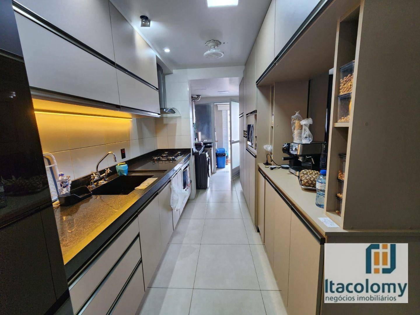 Apartamento à venda com 3 quartos, 105m² - Foto 3