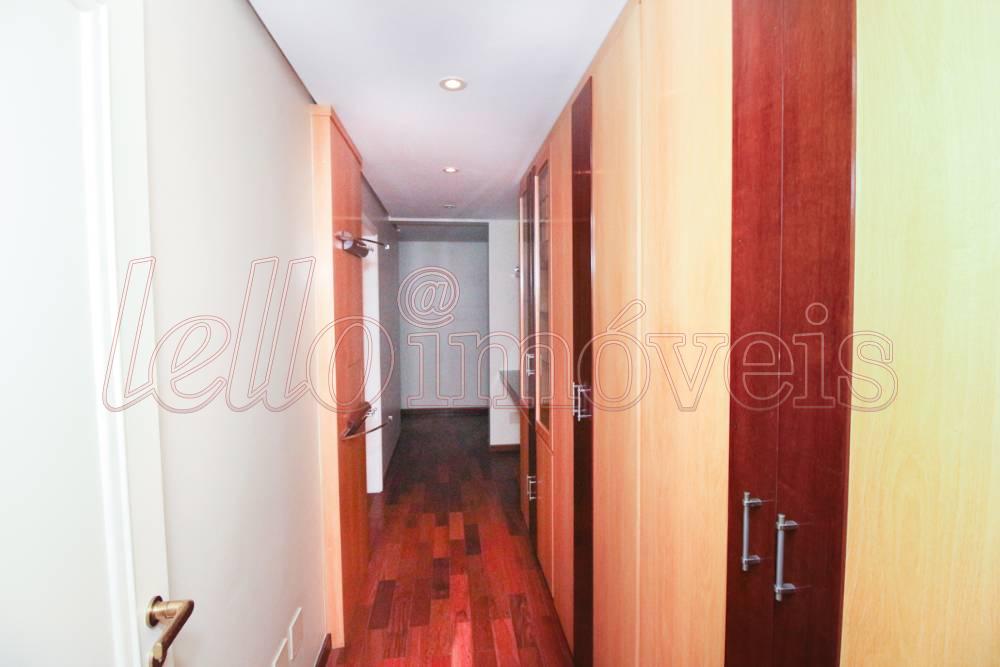 Apartamento à venda com 3 quartos, 220m² - Foto 17