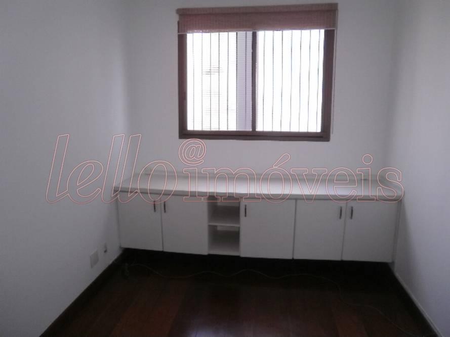 Apartamento para alugar com 4 quartos, 210m² - Foto 26