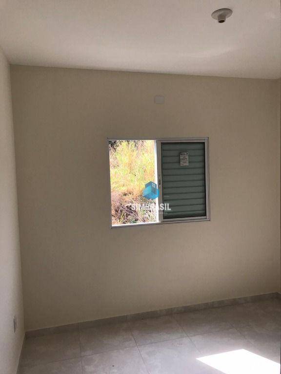 Casa à venda com 2 quartos, 68m² - Foto 13