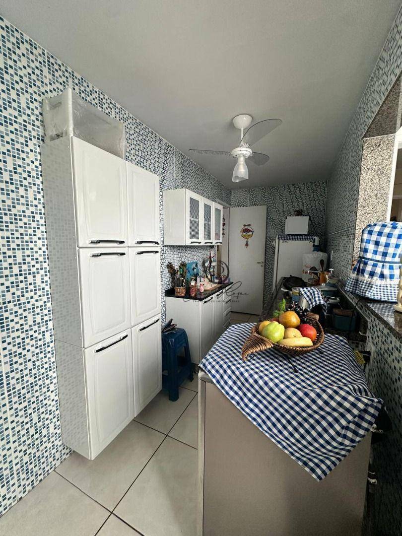 Apartamento à venda com 2 quartos, 85m² - Foto 4