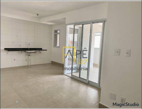 Apartamento à venda com 2 quartos, 67m² - Foto 6