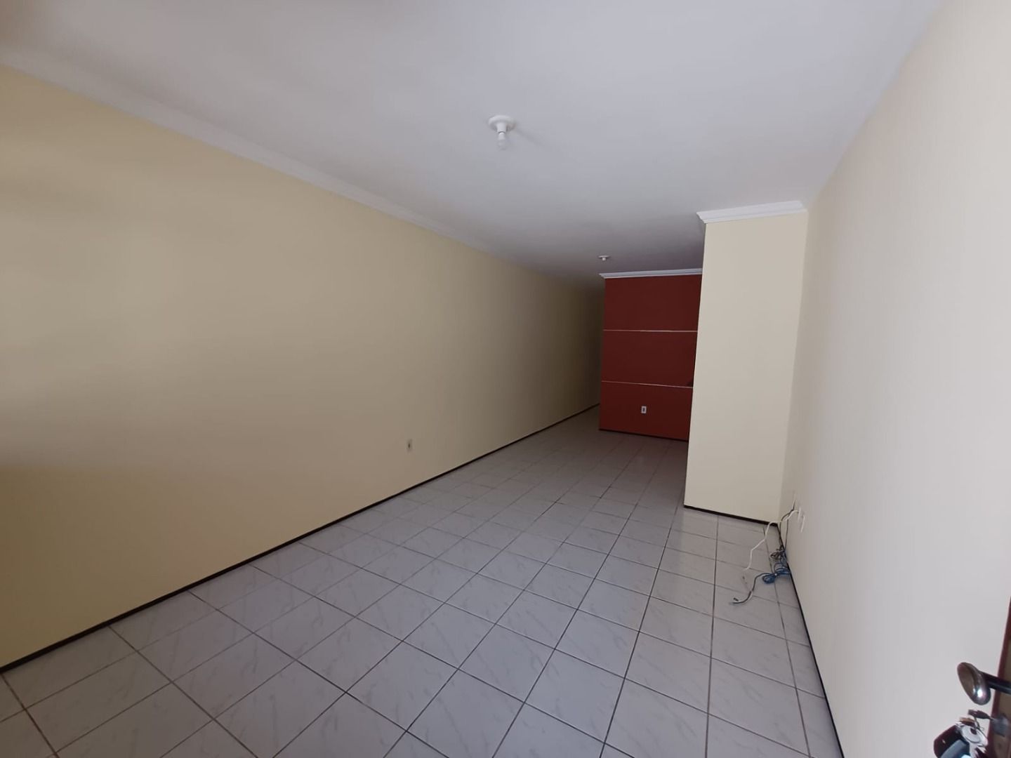 Casa à venda com 3 quartos, 102m² - Foto 5