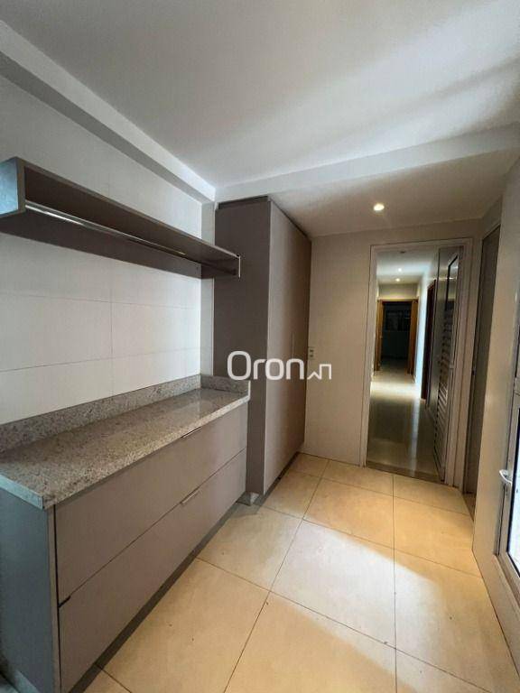 Apartamento à venda com 4 quartos, 216m² - Foto 7