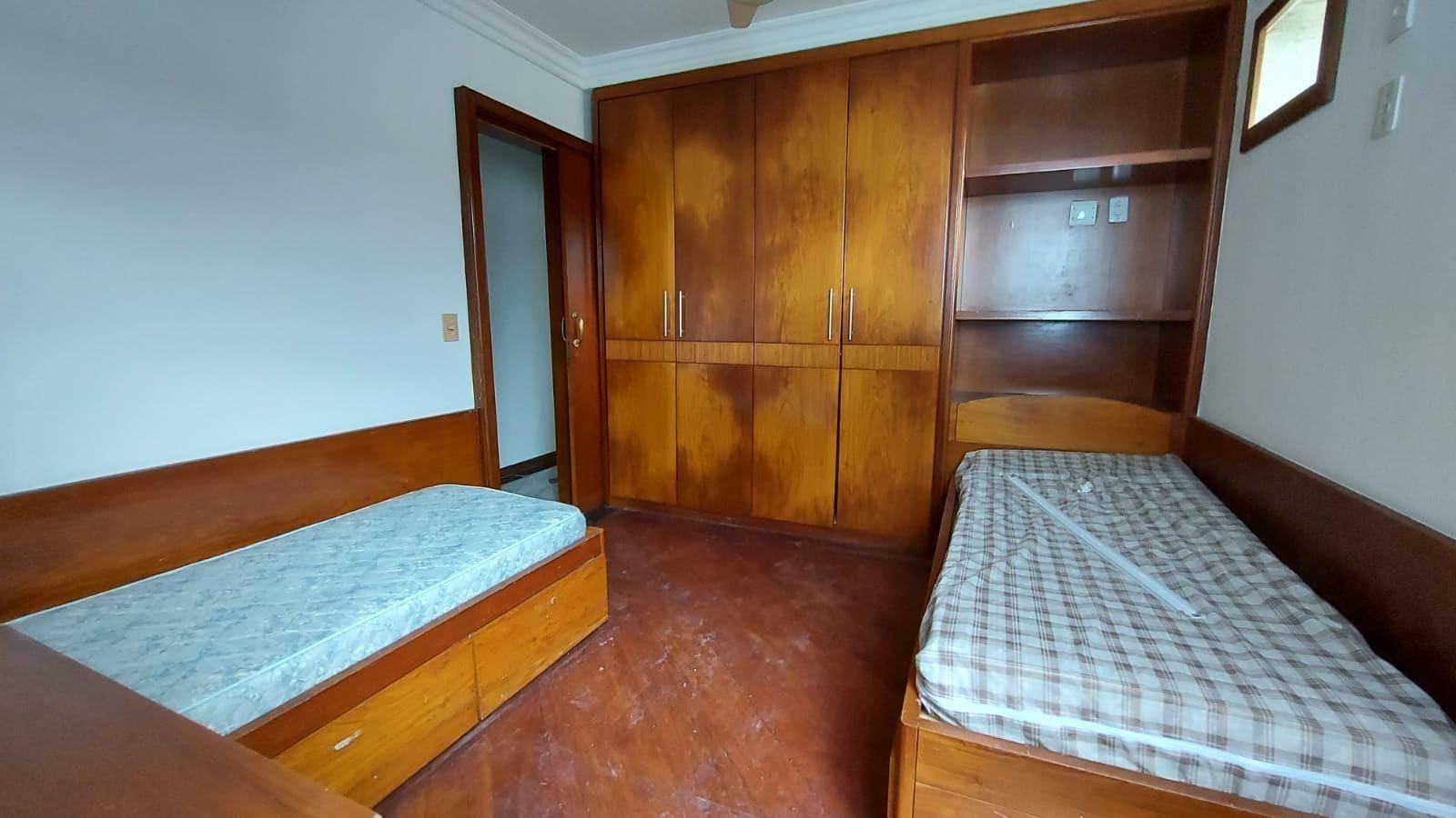 Apartamento à venda com 3 quartos, 130m² - Foto 10