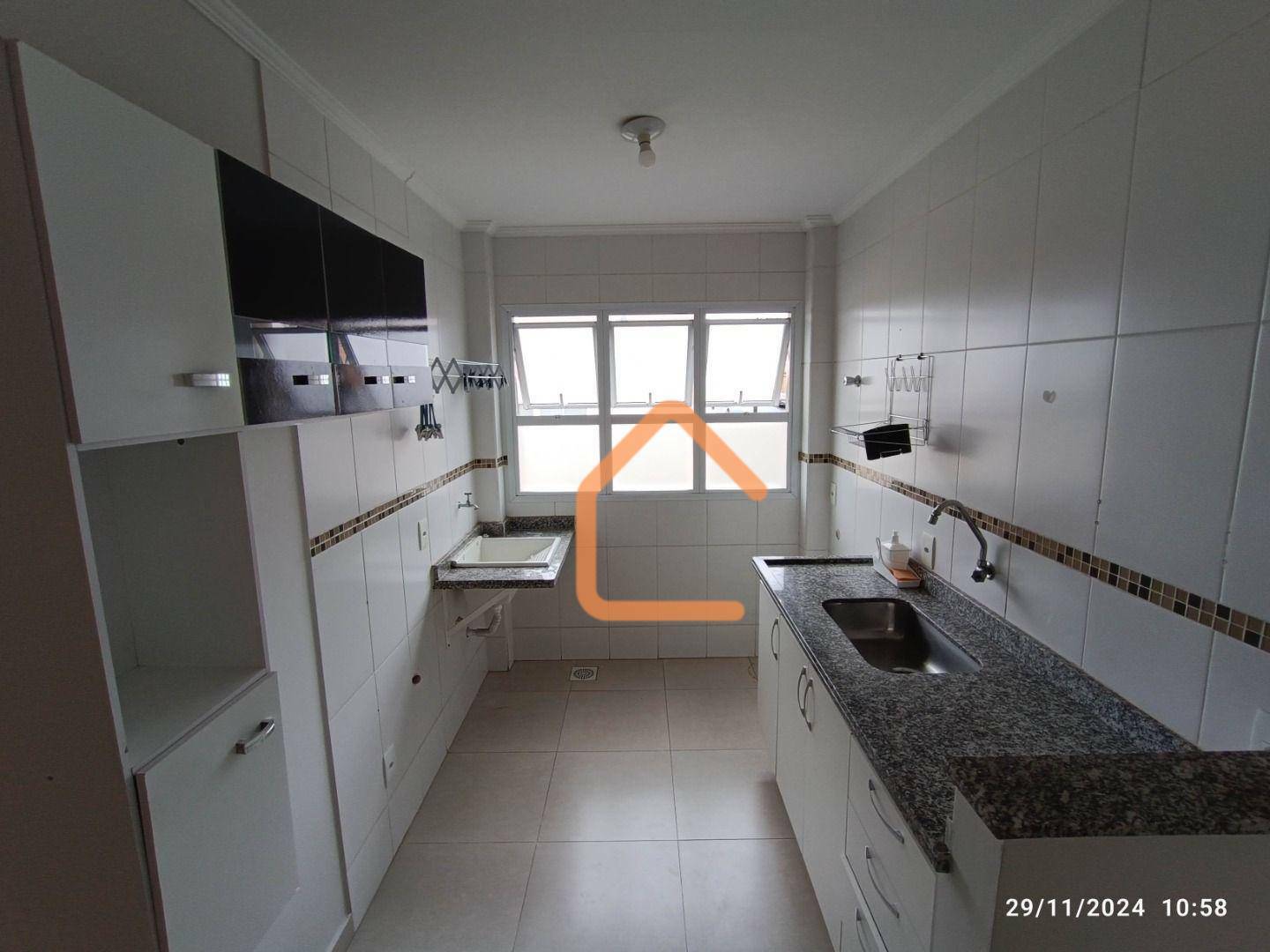 Apartamento para alugar com 1 quarto, 56m² - Foto 9