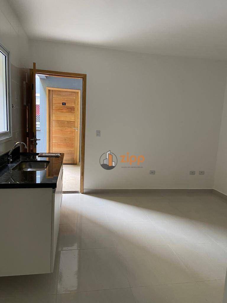 Casa para alugar com 2 quartos, 42m² - Foto 12