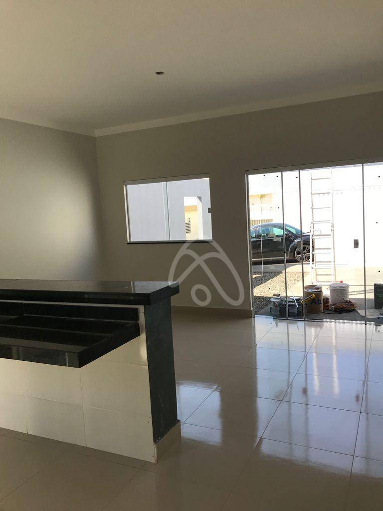 Casa à venda com 2 quartos, 70m² - Foto 8