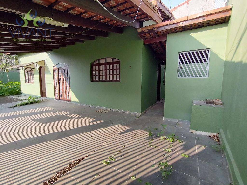 Casa à venda com 2 quartos, 60m² - Foto 8