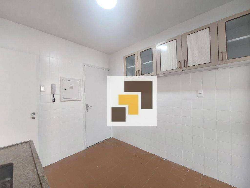 Apartamento para alugar com 3 quartos, 80m² - Foto 6