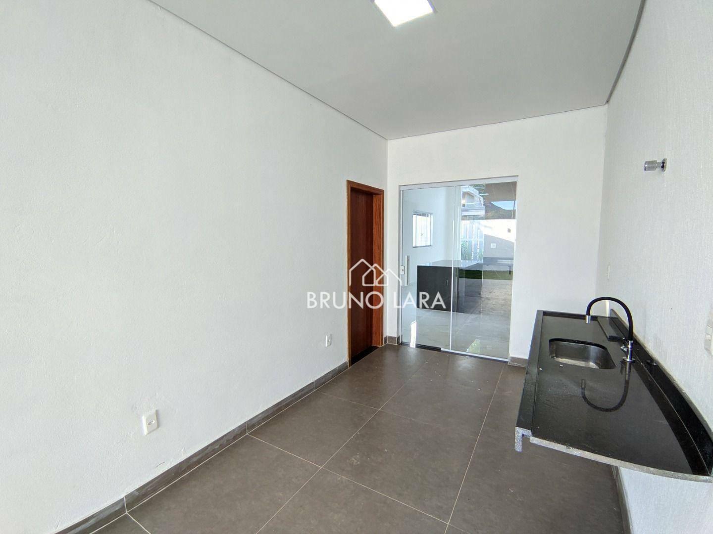 Casa de Condomínio à venda e aluguel com 3 quartos, 180m² - Foto 29